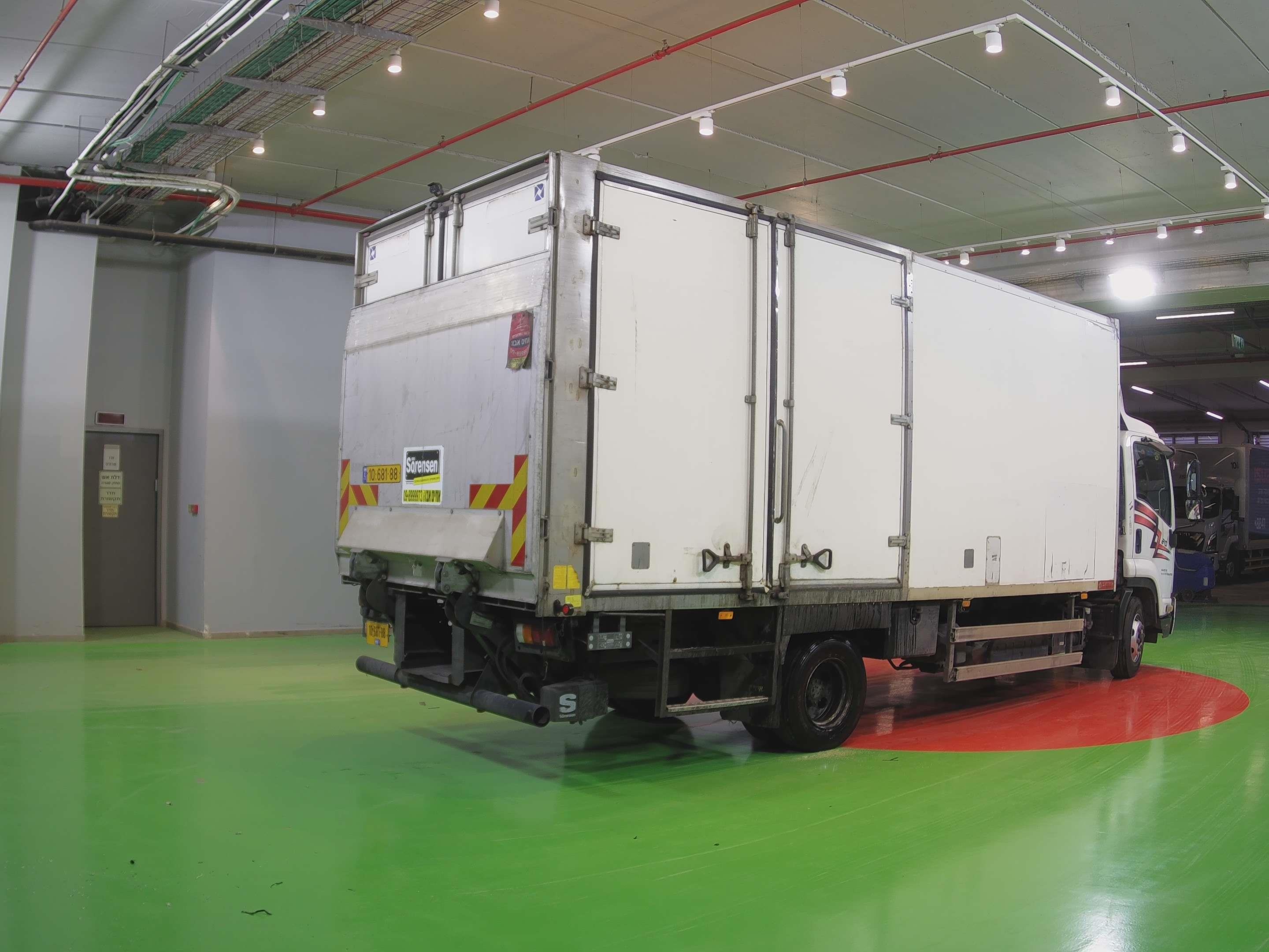 טון 10 קרור על מנוע| איסוזו אתר מכירות משאיות יד שניה