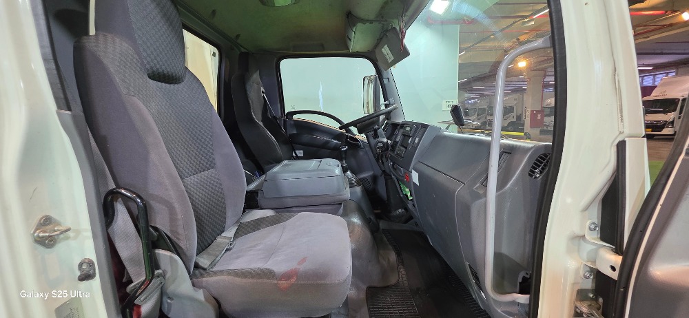 טון 10 קרור על מנוע| איסוזו אתר מכירות משאיות יד שניה