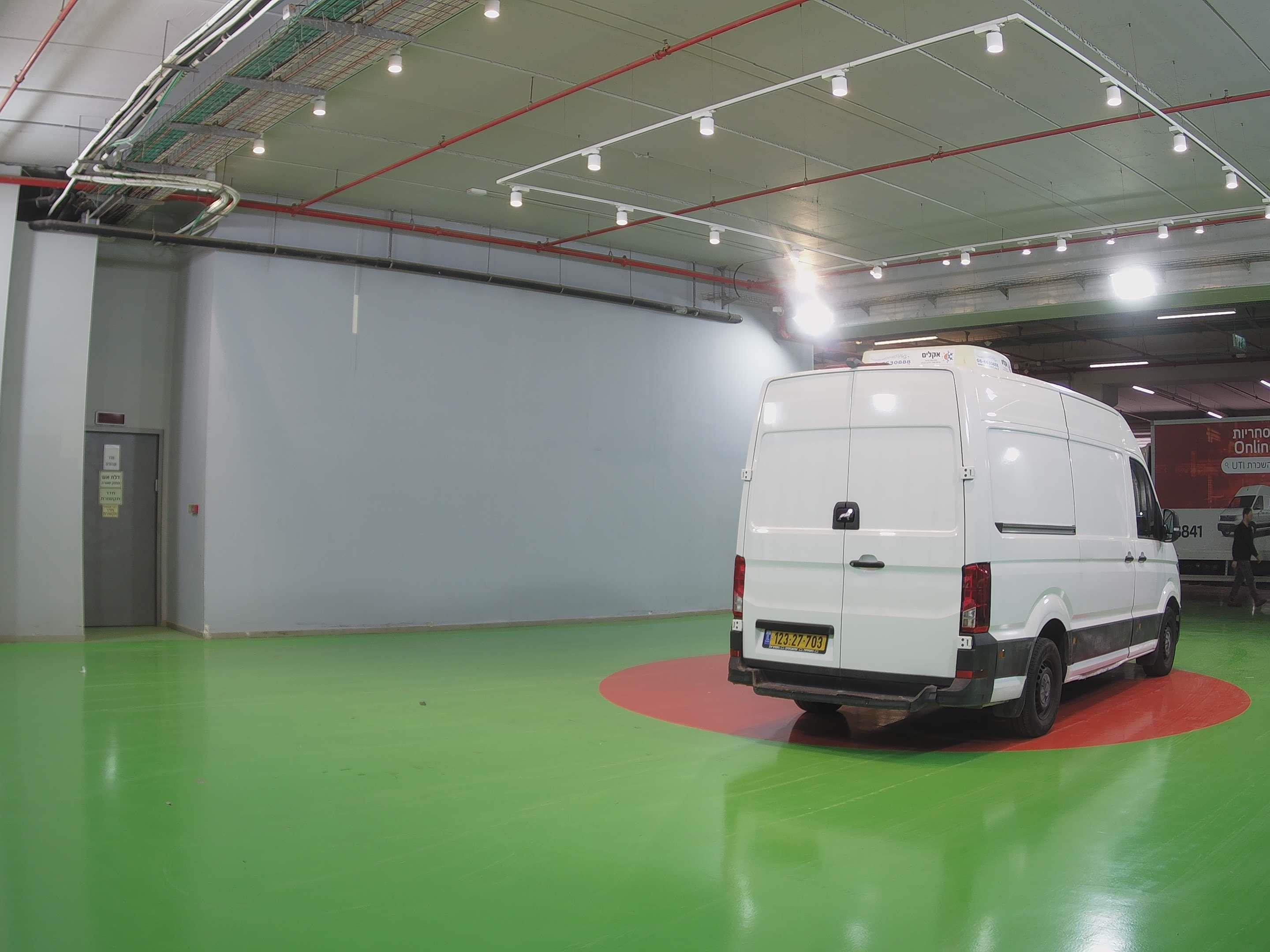 טון  ארגז סגור| איסוזו אתר מכירות משאיות יד שניה