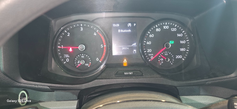 טון  ארגז סגור| איסוזו אתר מכירות משאיות יד שניה