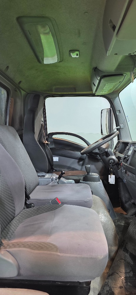 טון 10 ארגז פתוח| איסוזו אתר מכירות משאיות יד שניה