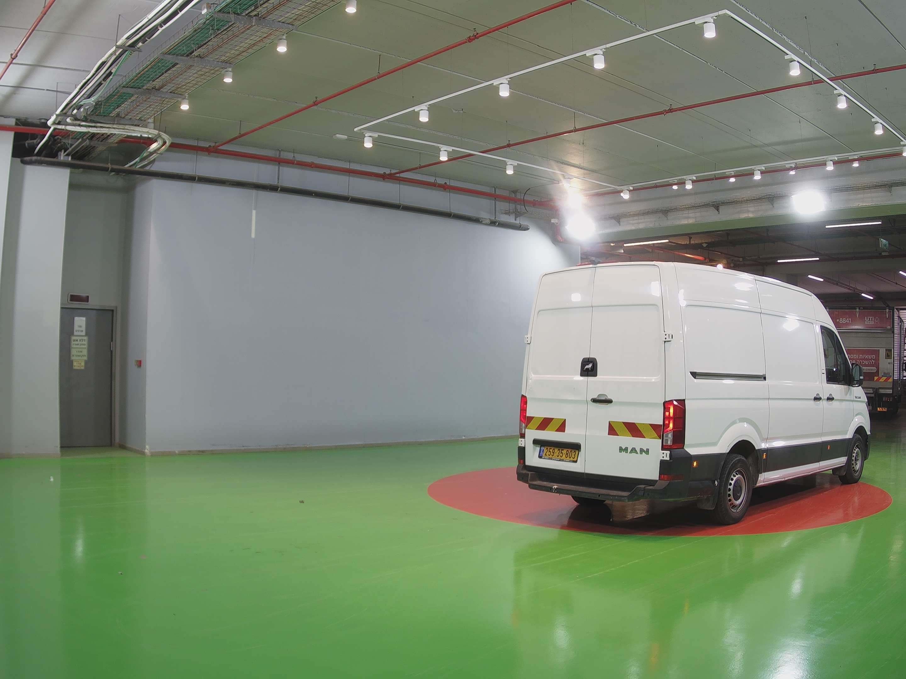 טון 3.5 ארגז סגור| איסוזו אתר מכירות משאיות יד שניה