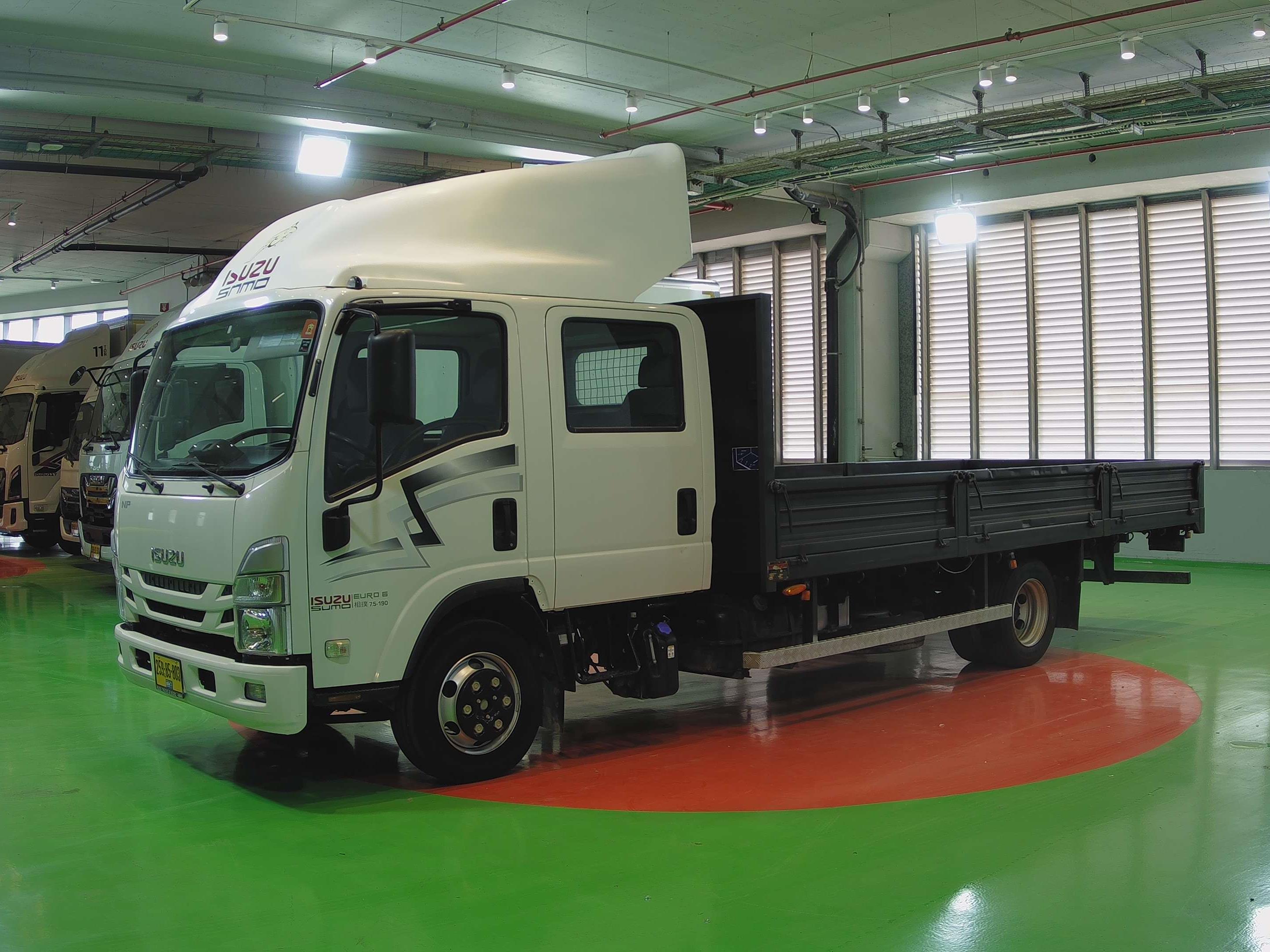 טון 7.5 ארגז פתוח| איסוזו אתר מכירות משאיות יד שניה