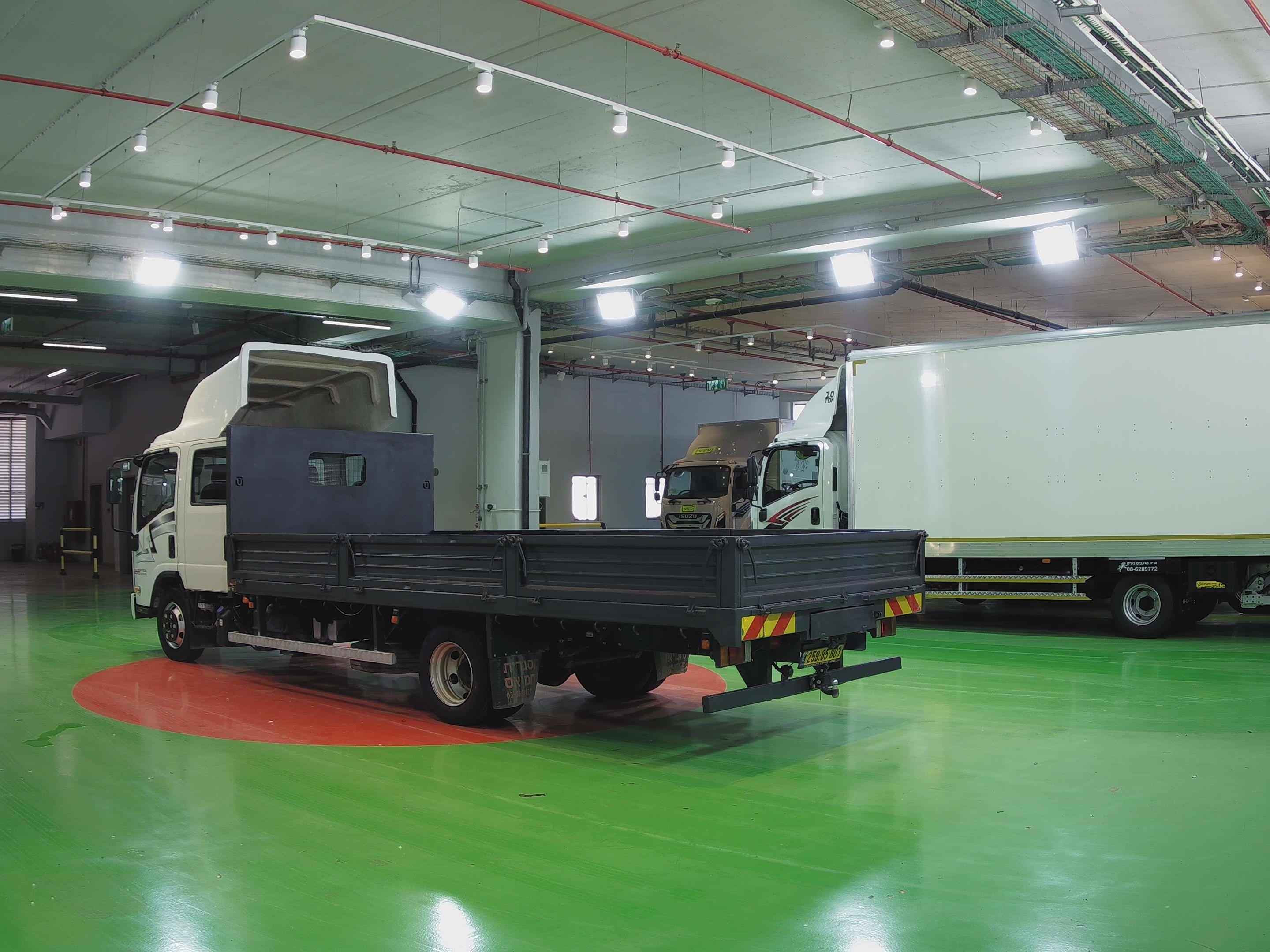 טון 7.5 ארגז פתוח| איסוזו אתר מכירות משאיות יד שניה