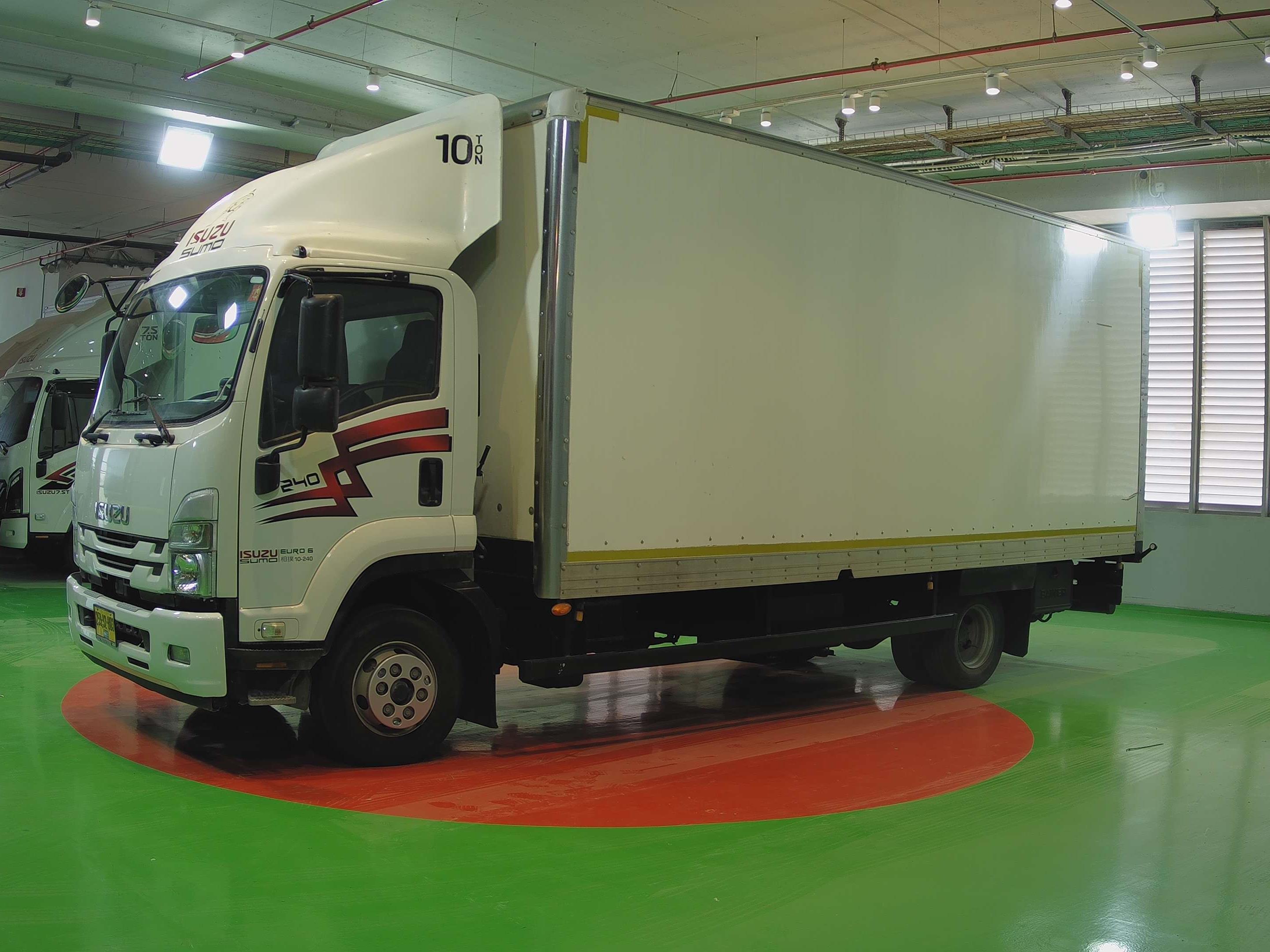 טון 10 ארגז סגור| איסוזו אתר מכירות משאיות יד שניה