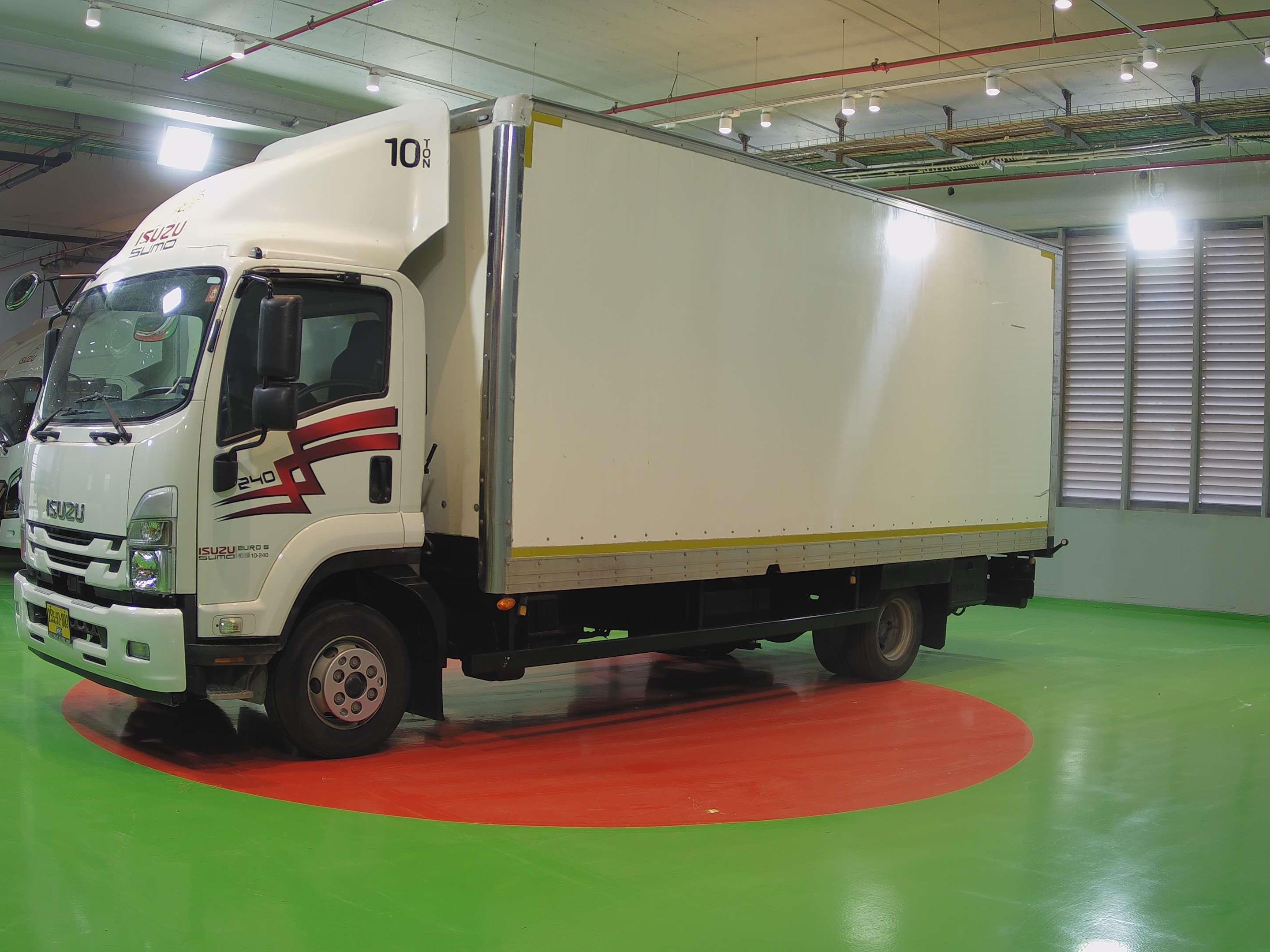 טון 10 ארגז סגור| איסוזו אתר מכירות משאיות יד שניה