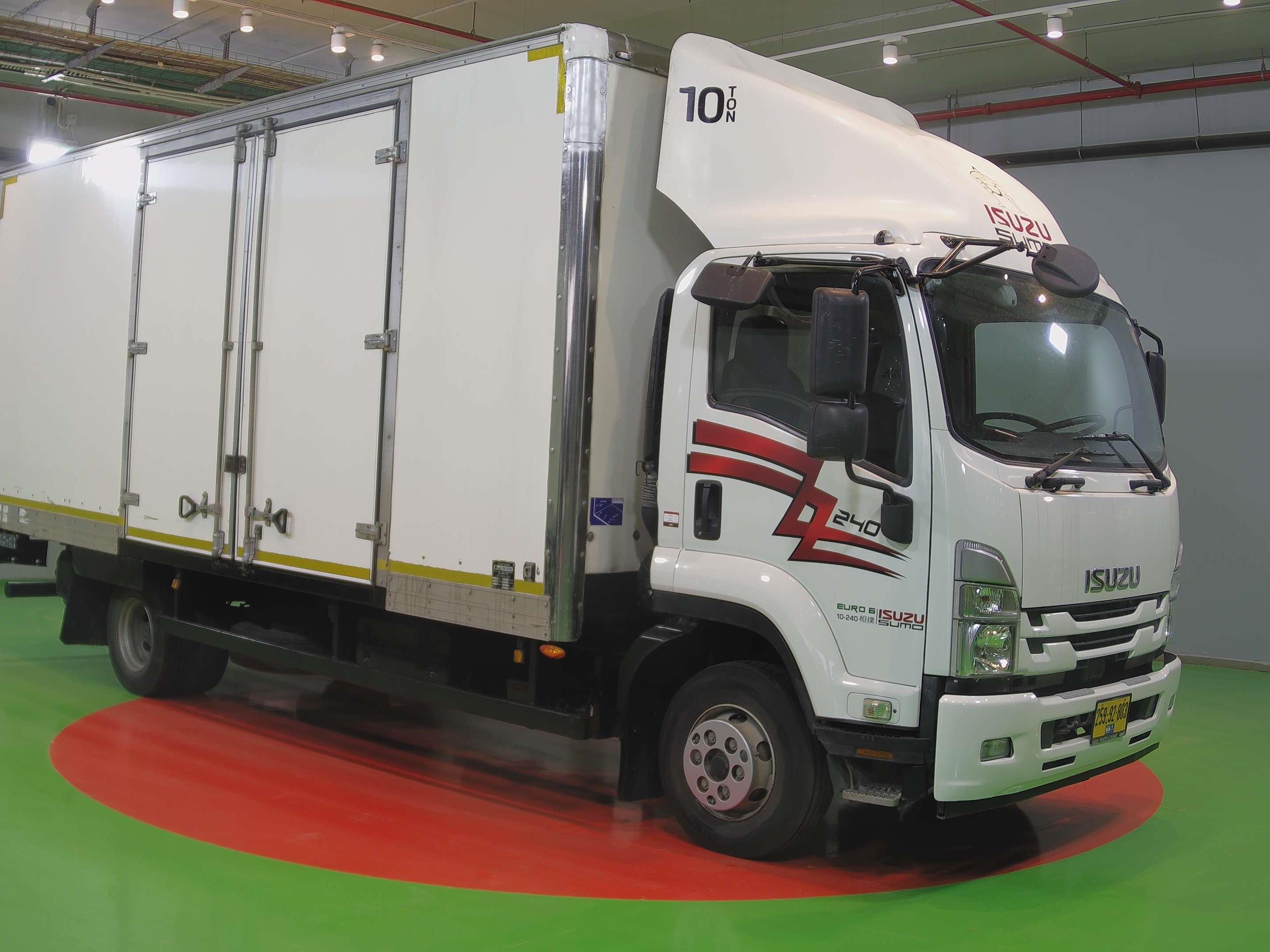 טון 10 ארגז סגור| איסוזו אתר מכירות משאיות יד שניה