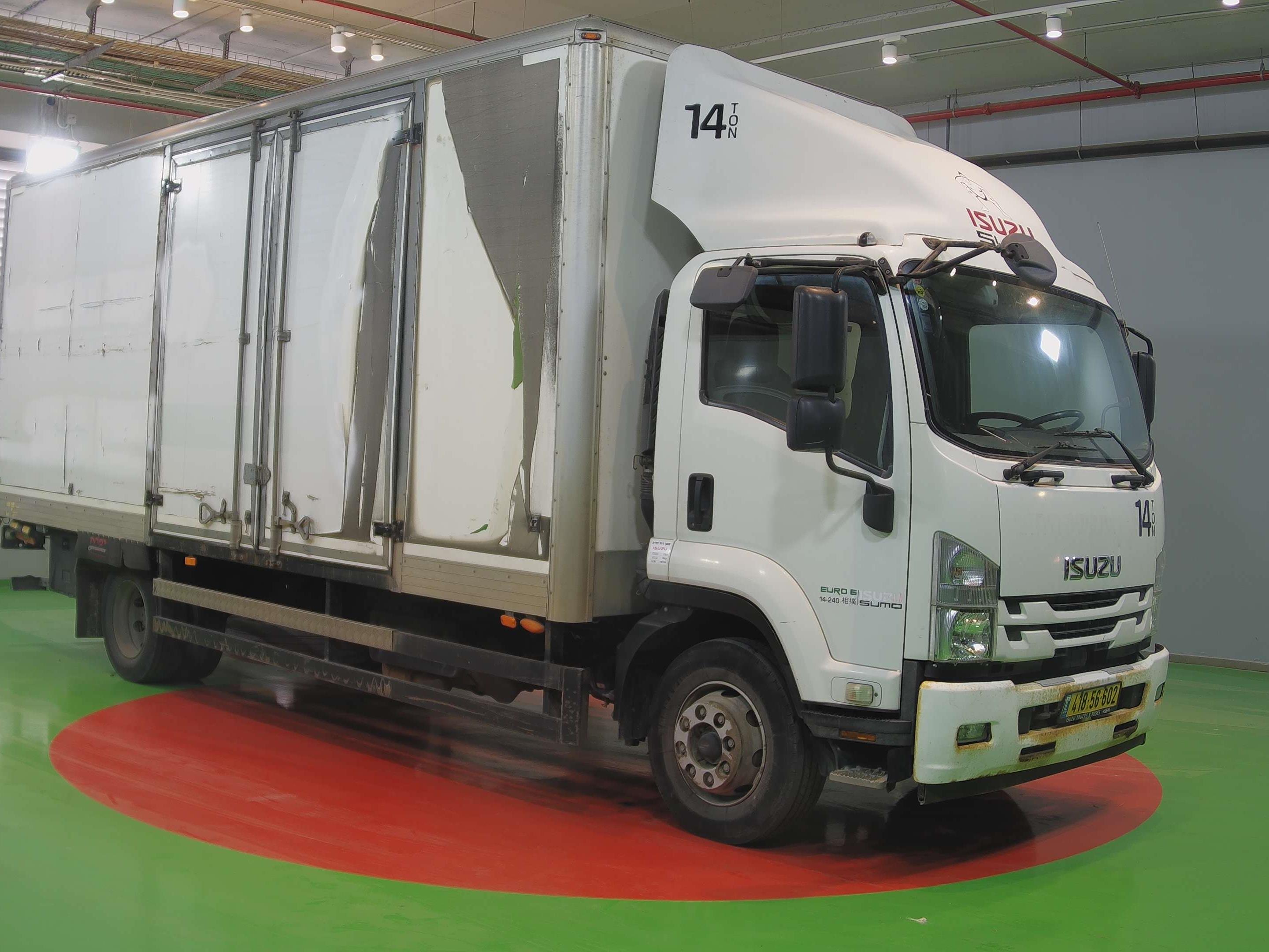 טון 13.5 ארגז סגור| איסוזו אתר מכירות משאיות יד שניה