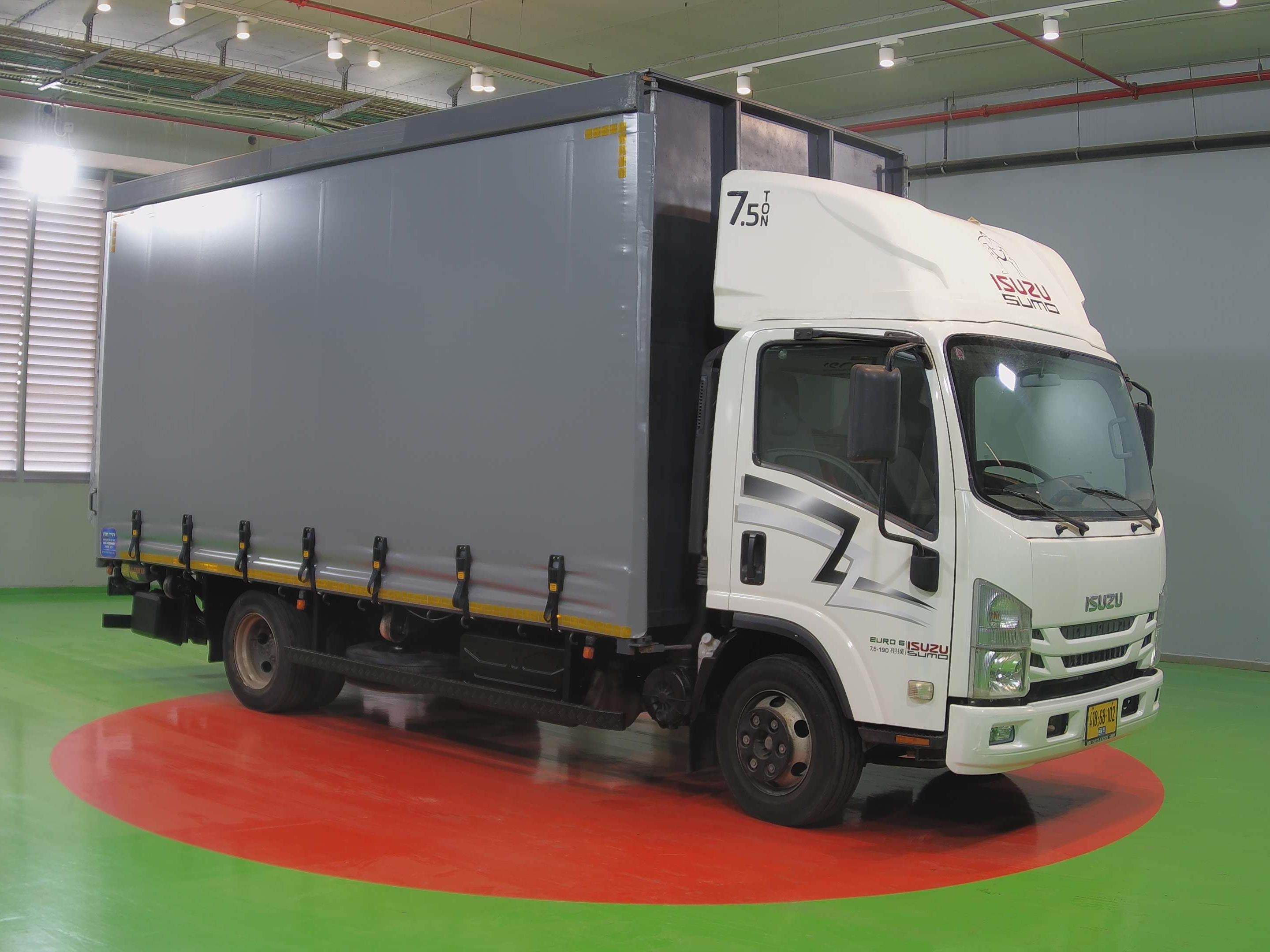 טון 7.5 ארגז פתוח| איסוזו אתר מכירות משאיות יד שניה