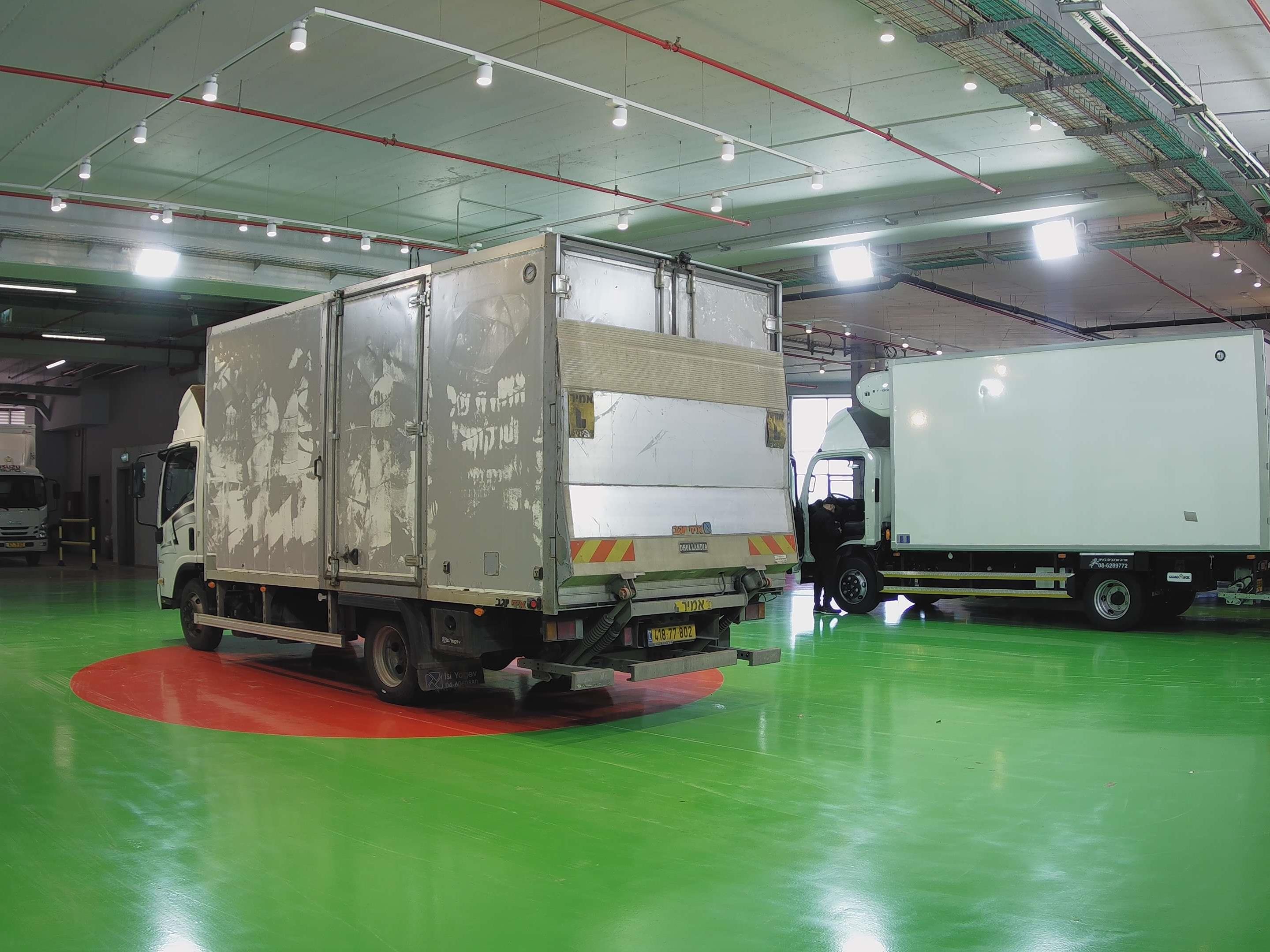 טון 7.5 קרור עצמאית| איסוזו אתר מכירות משאיות יד שניה