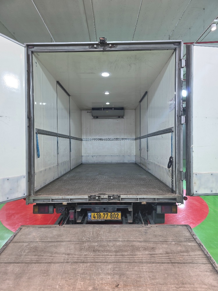 טון 7.5 קרור עצמאית| איסוזו אתר מכירות משאיות יד שניה