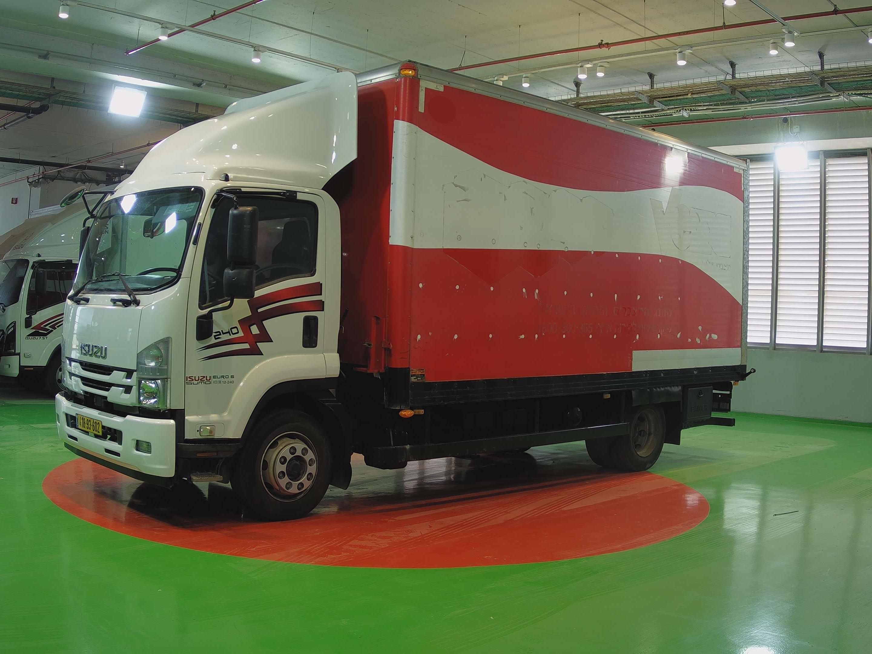 טון 12 ארגז סגור| איסוזו אתר מכירות משאיות יד שניה