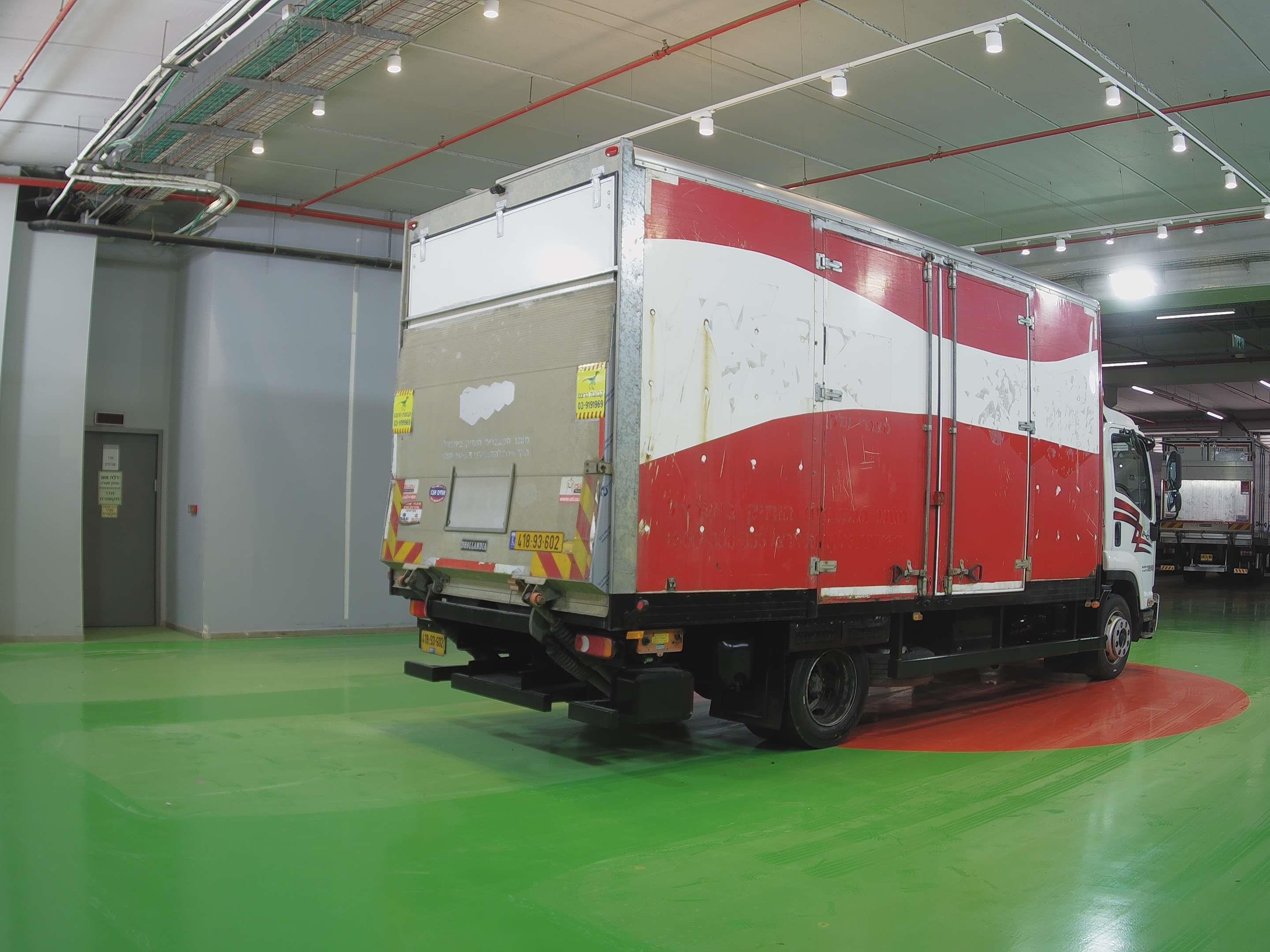 טון 12 ארגז סגור| איסוזו אתר מכירות משאיות יד שניה