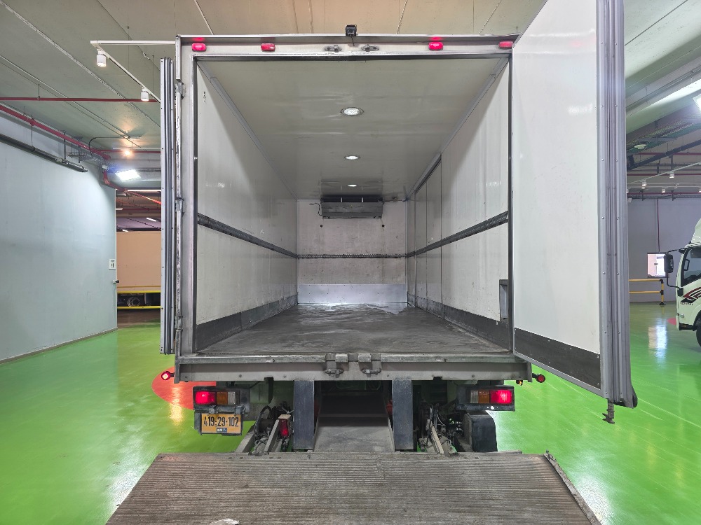 טון 14 קרור עצמאית| איסוזו אתר מכירות משאיות יד שניה