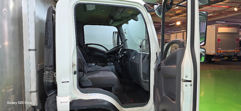 טון 14 קרור עצמאית| איסוזו אתר מכירות משאיות יד שניה