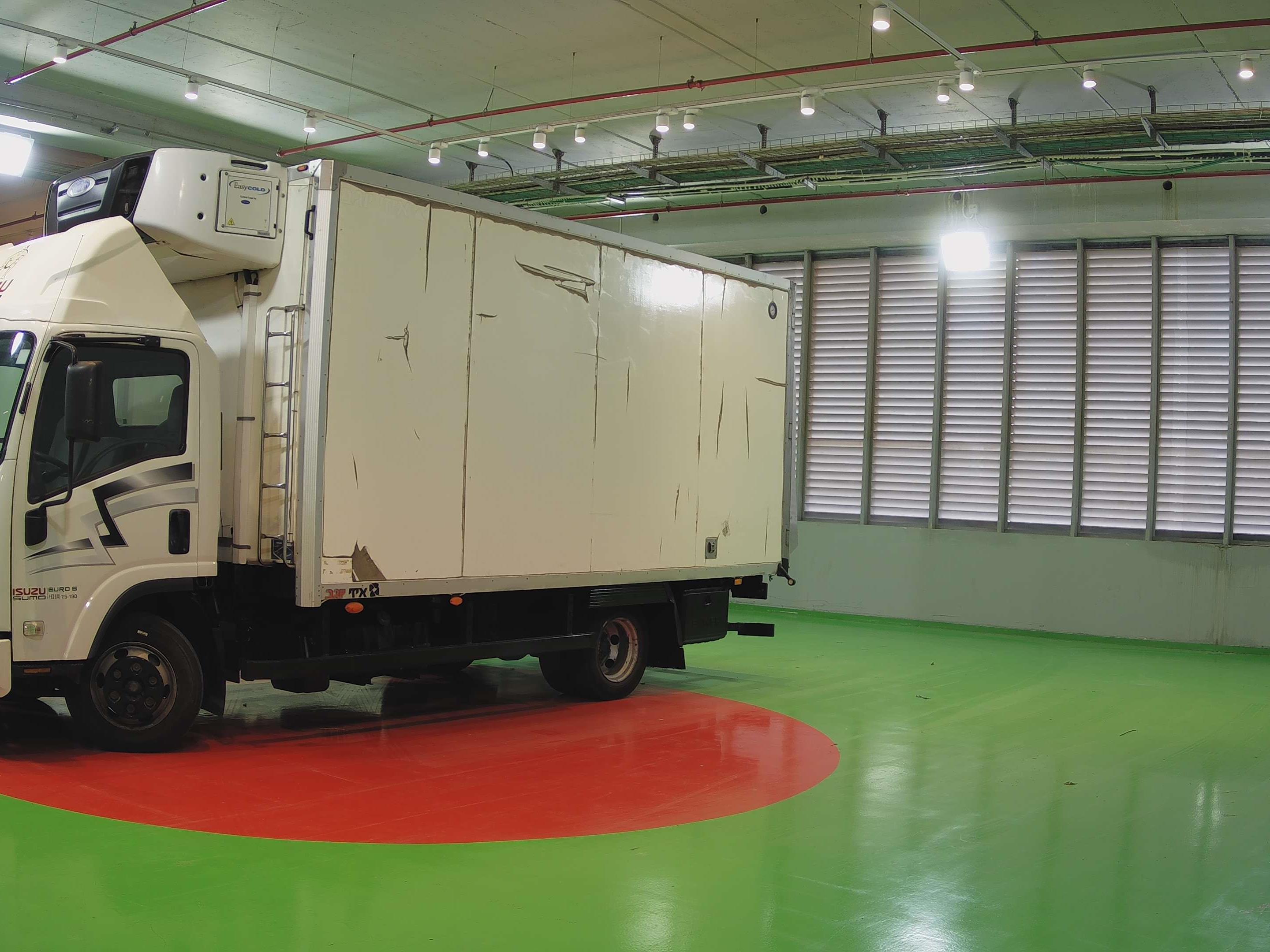 טון 7.5 קרור עצמאית| איסוזו אתר מכירות משאיות יד שניה