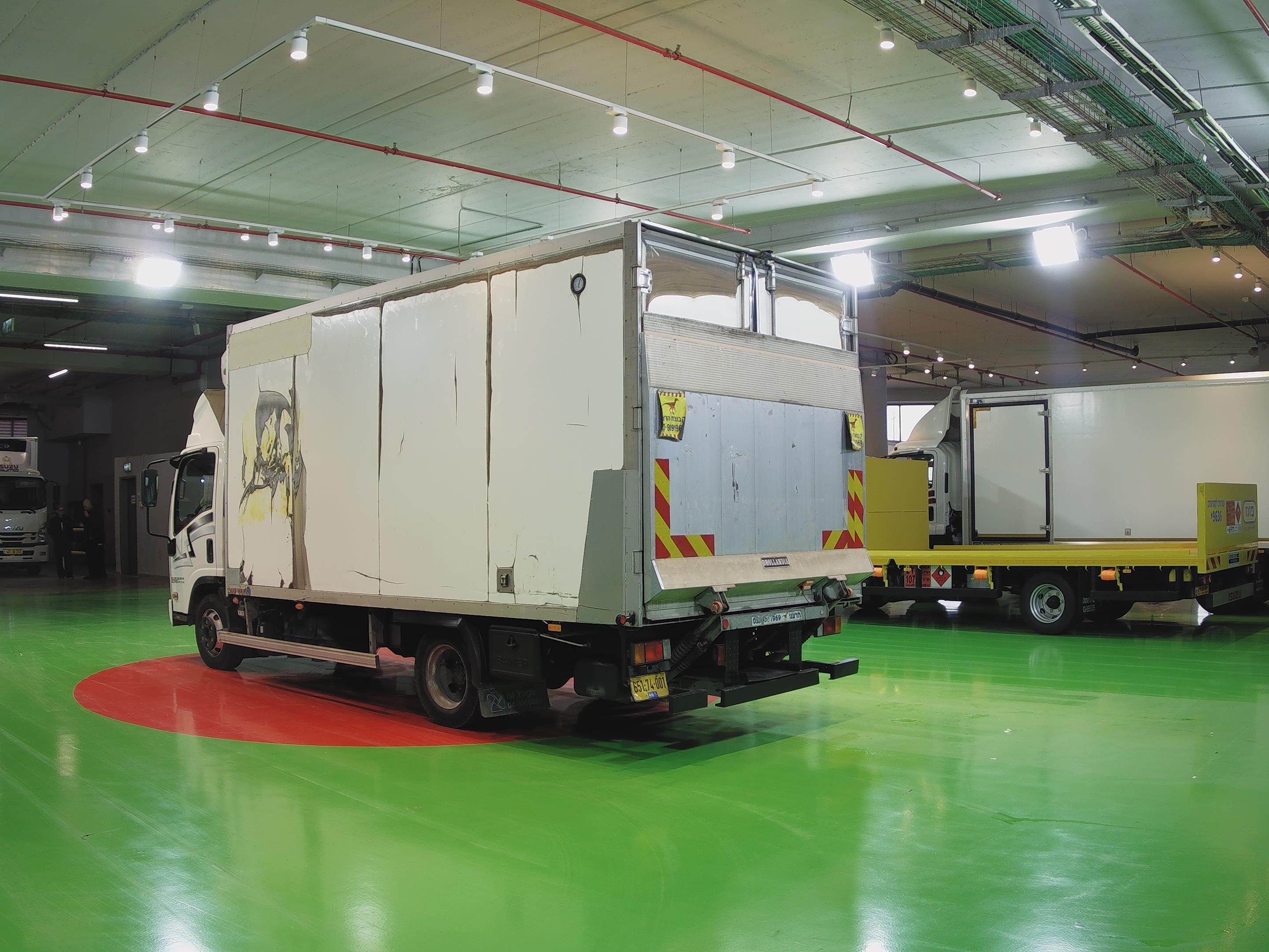 טון 7.5 קרור עצמאית| איסוזו אתר מכירות משאיות יד שניה