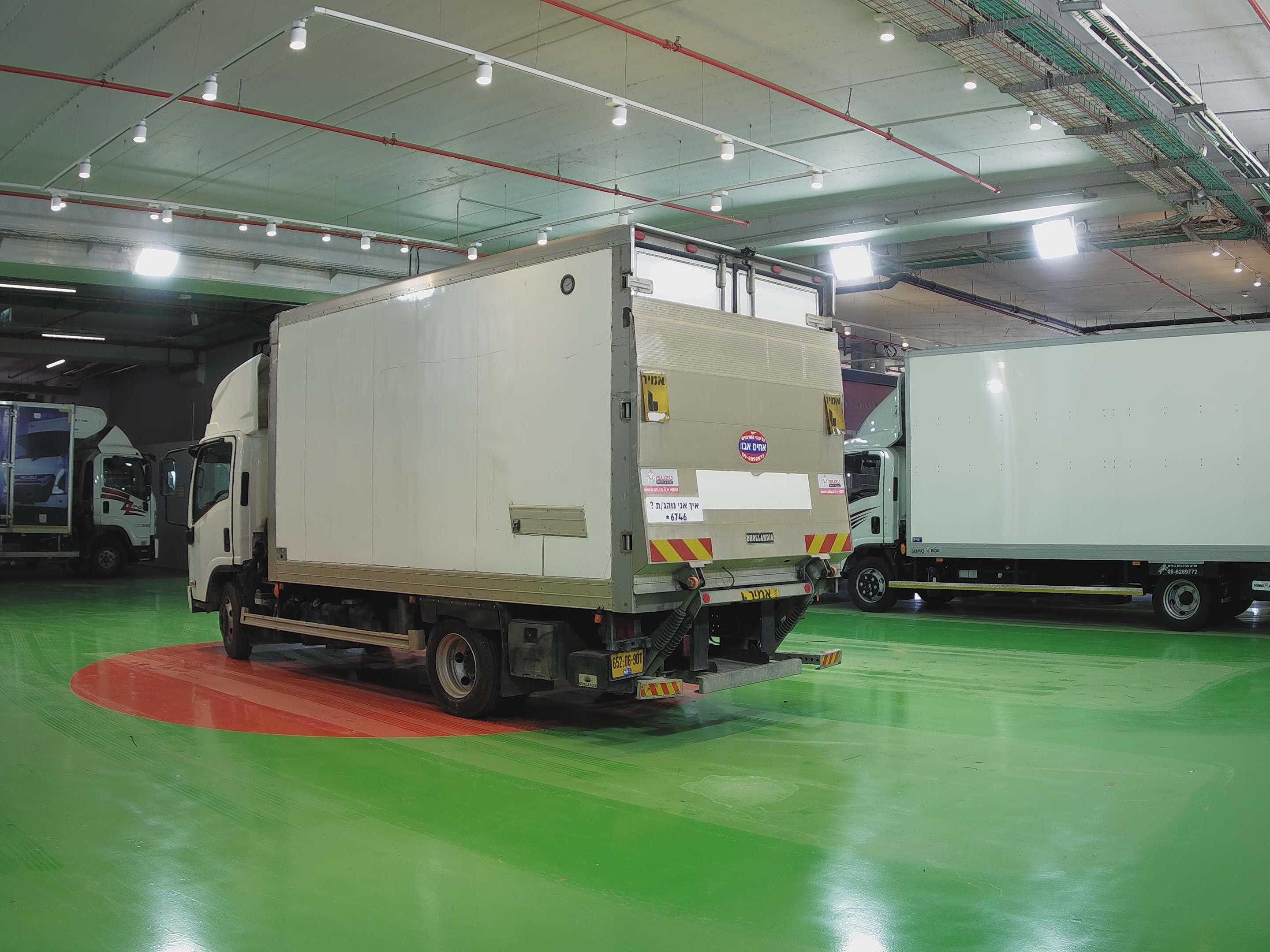 טון 7.5 קרור על מנוע| איסוזו אתר מכירות משאיות יד שניה