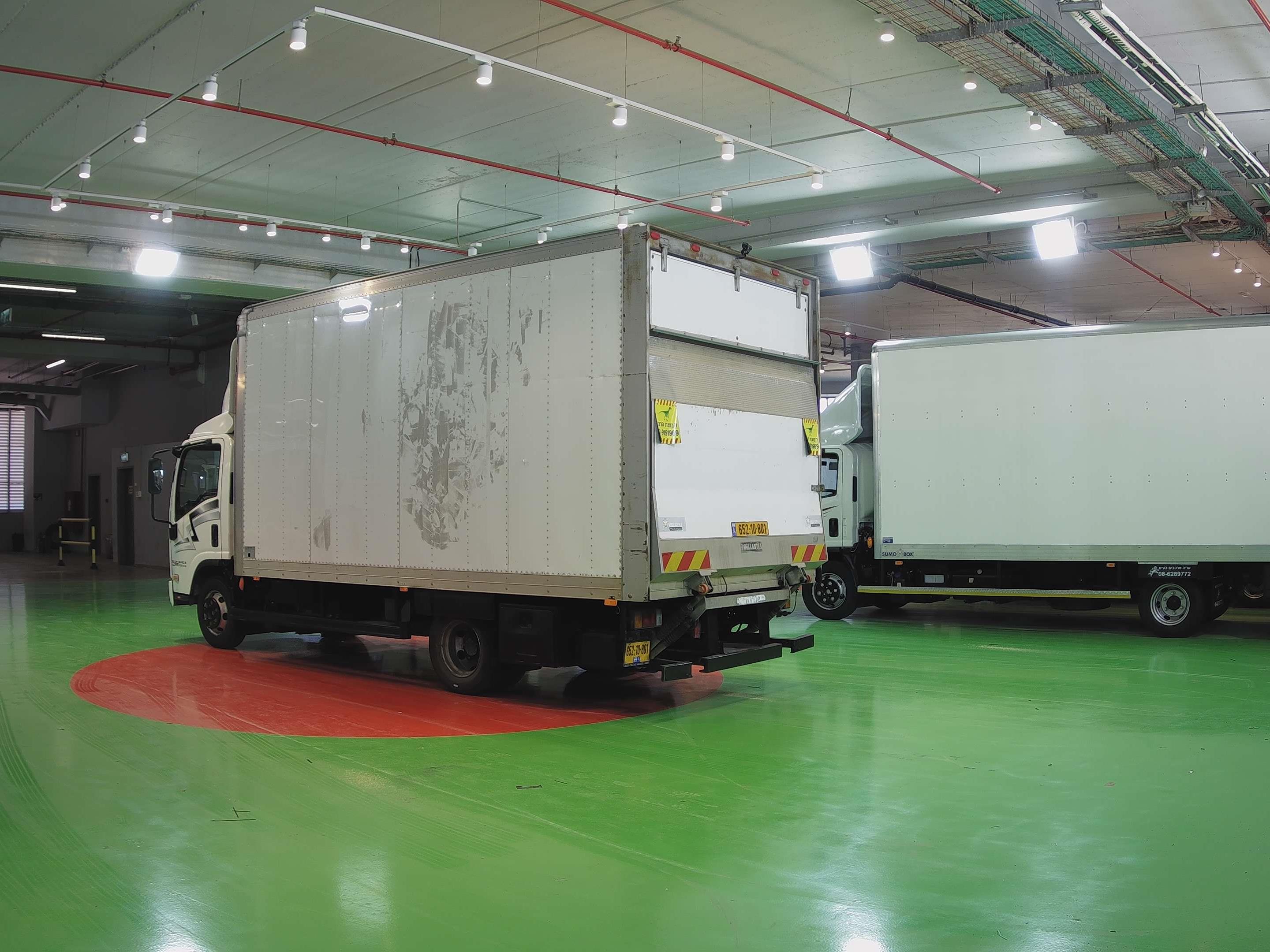 טון 7.5 ארגז סגור| איסוזו אתר מכירות משאיות יד שניה