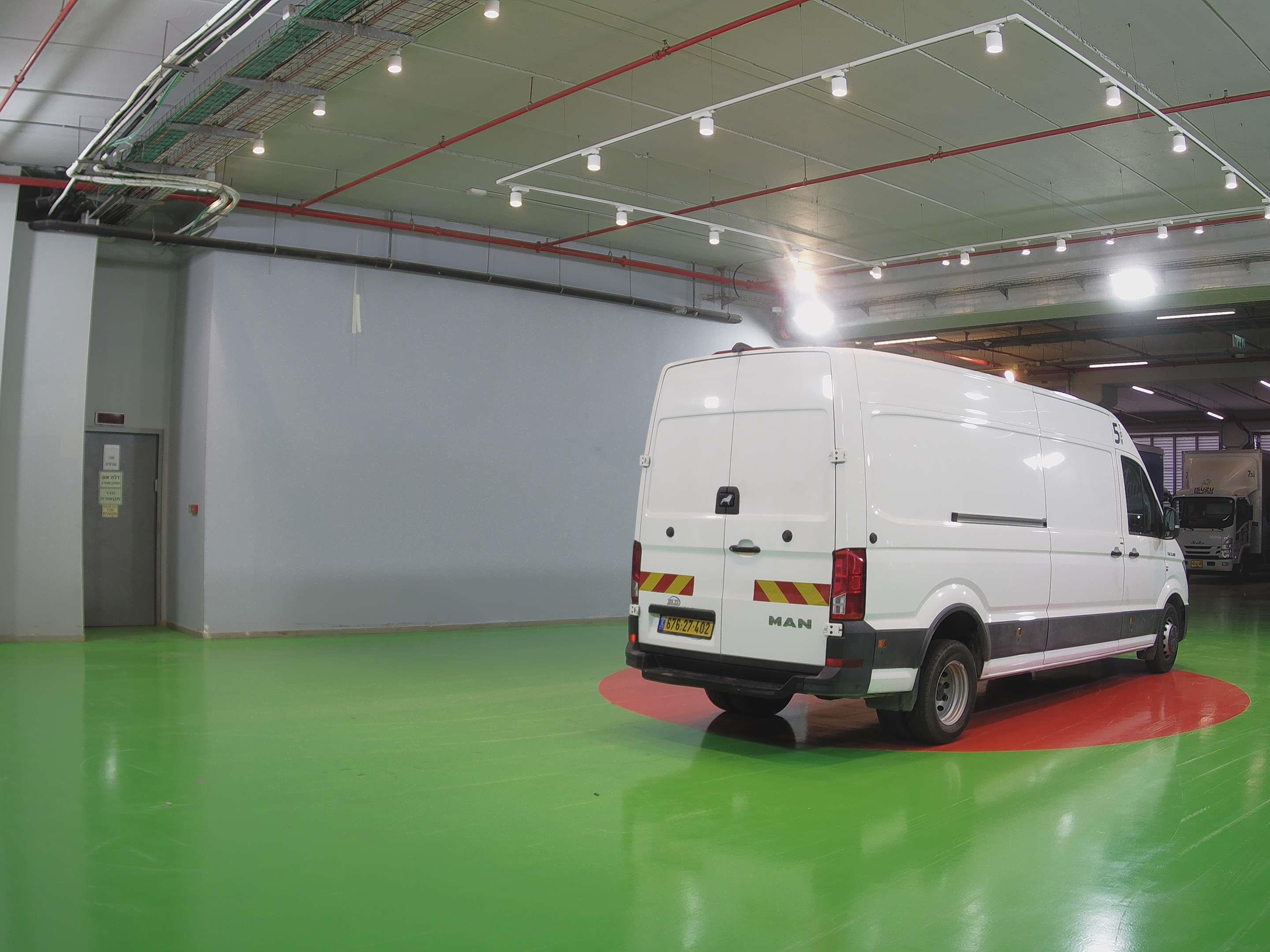 טון 5.5 ארגז סגור| איסוזו אתר מכירות משאיות יד שניה