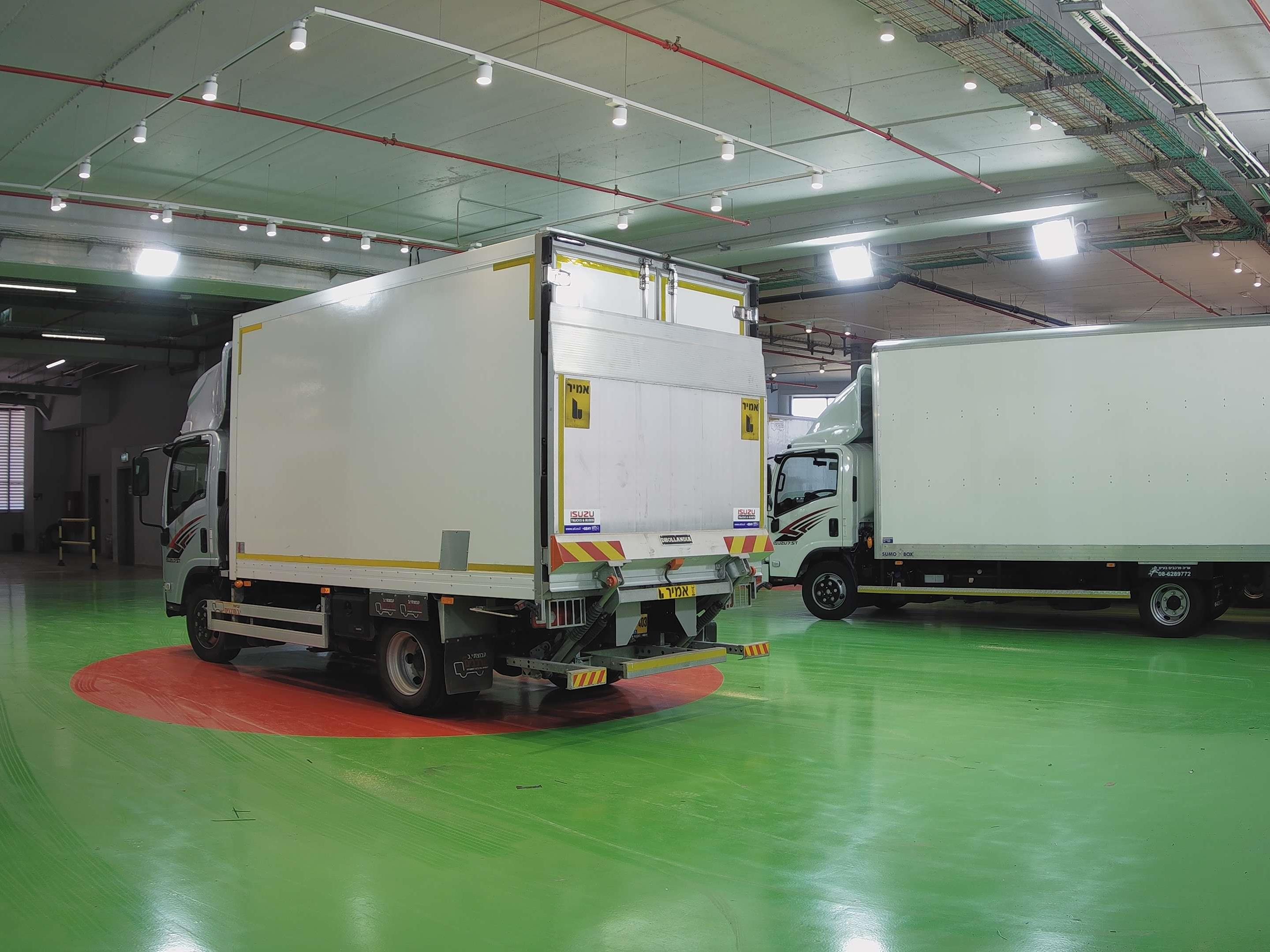 טון 7.5 קרור על מנוע| איסוזו אתר מכירות משאיות יד שניה