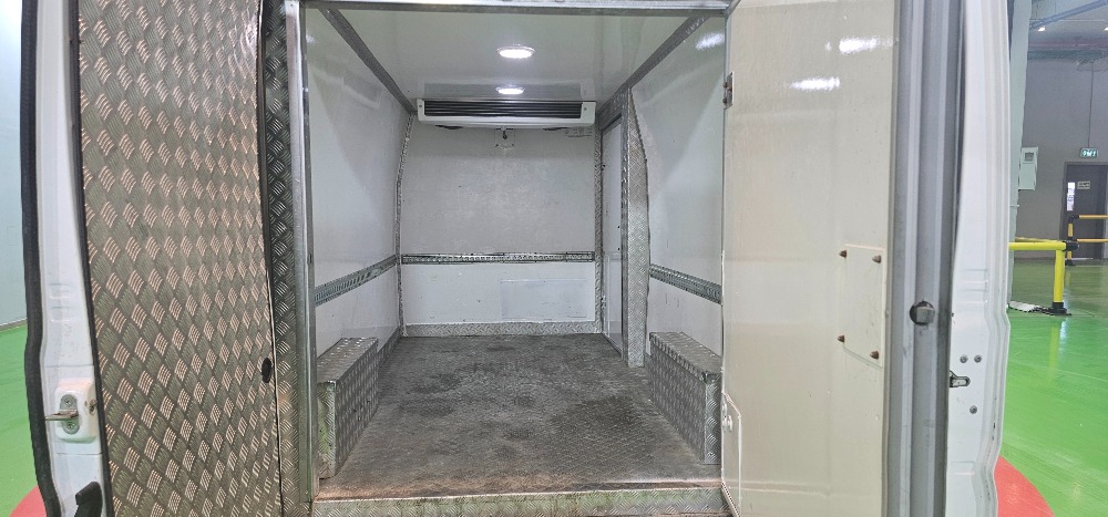 טון 3.5 ארגז סגור| איסוזו אתר מכירות משאיות יד שניה