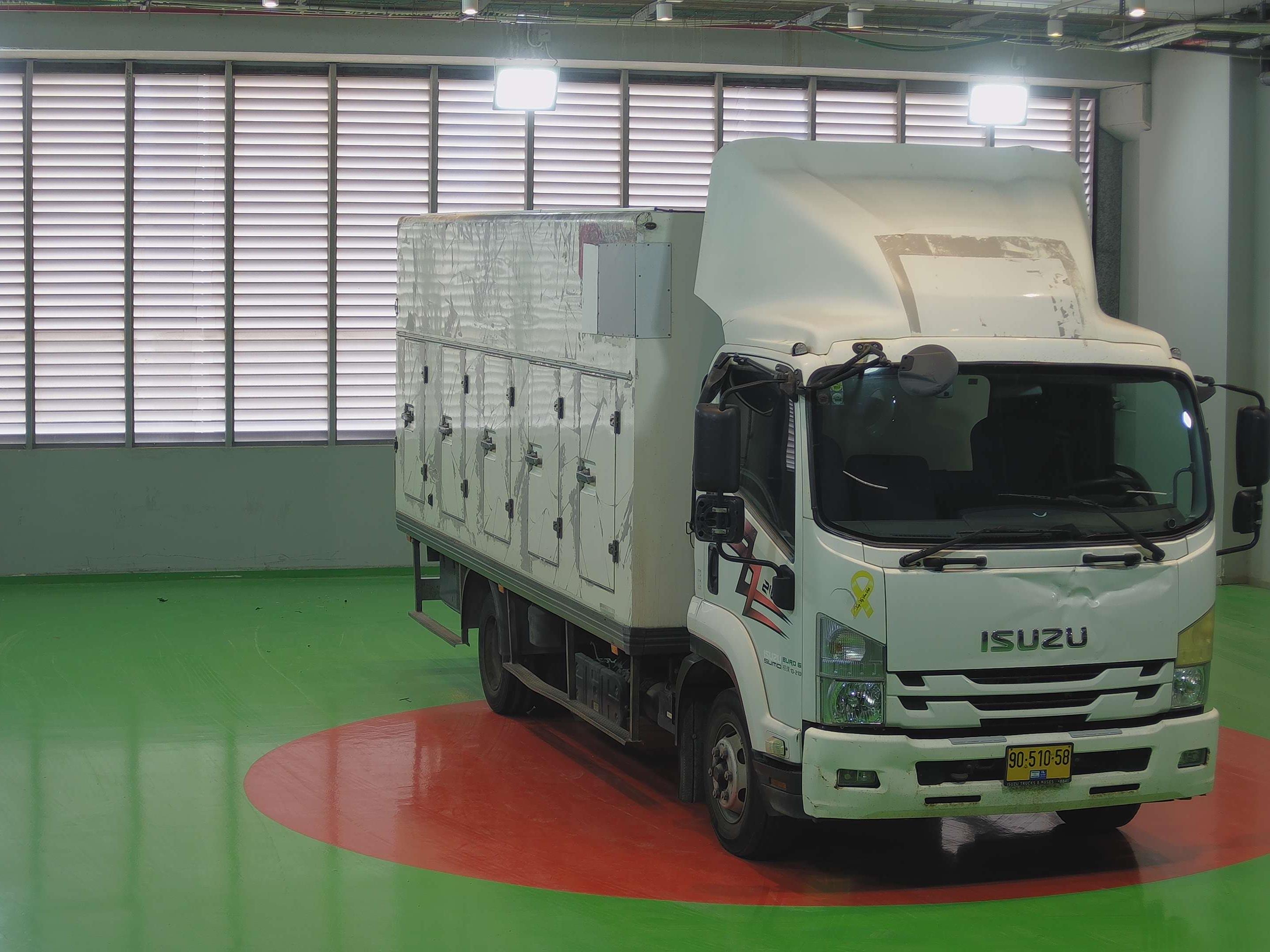 טון 10 קרור על מנוע| איסוזו אתר מכירות משאיות יד שניה